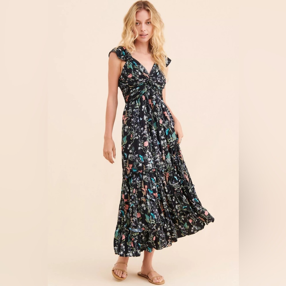 Let Me Be sweatheart floral maxi dress